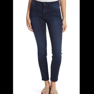 NYDJ Alina Legging 14P!! Worn One Time!! Dark Blue